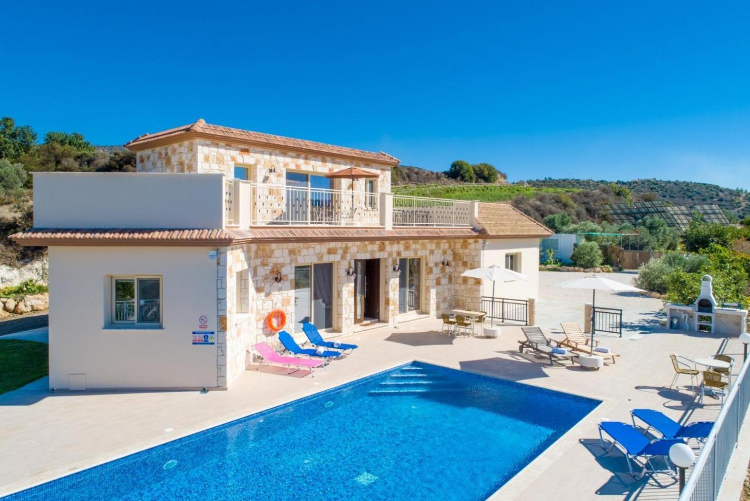 Villa Christel Latchi Extérieur photo